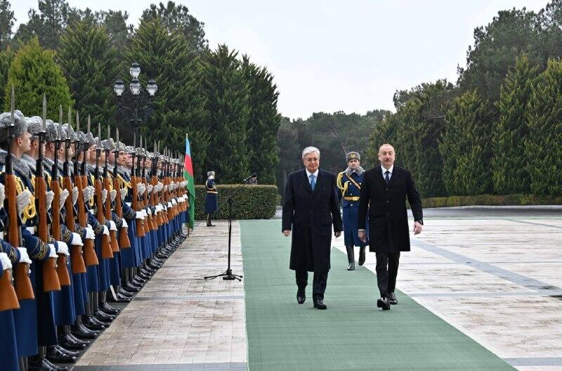 Новые совместные инвестпроекты обсудили Токаев и Алиев