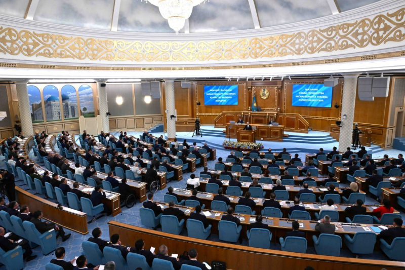 Новый Налоговый кодекс, перезапуск экономики и АЭС: эксперты о послании Токаева