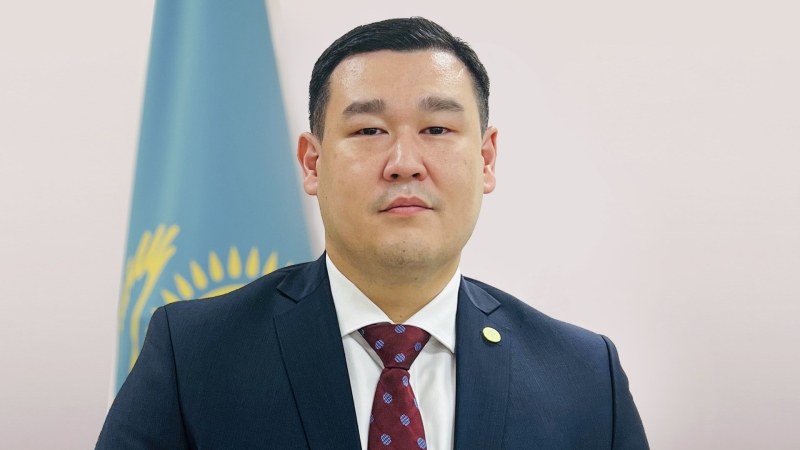 Экспорт встал: казахстанскую продукцию возвращают из-за бумажного бардака