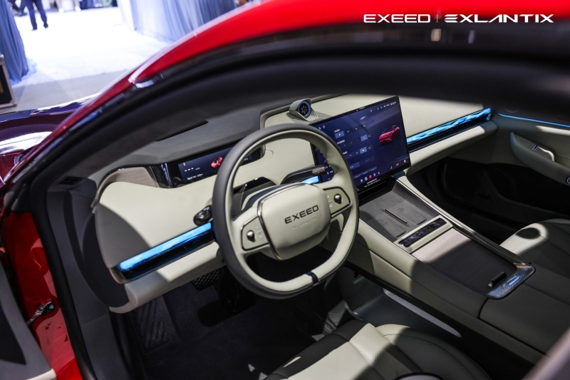 EXEED Exlantix ES и ET: премьера и тест-драйв на Auto Shanghai 2025
