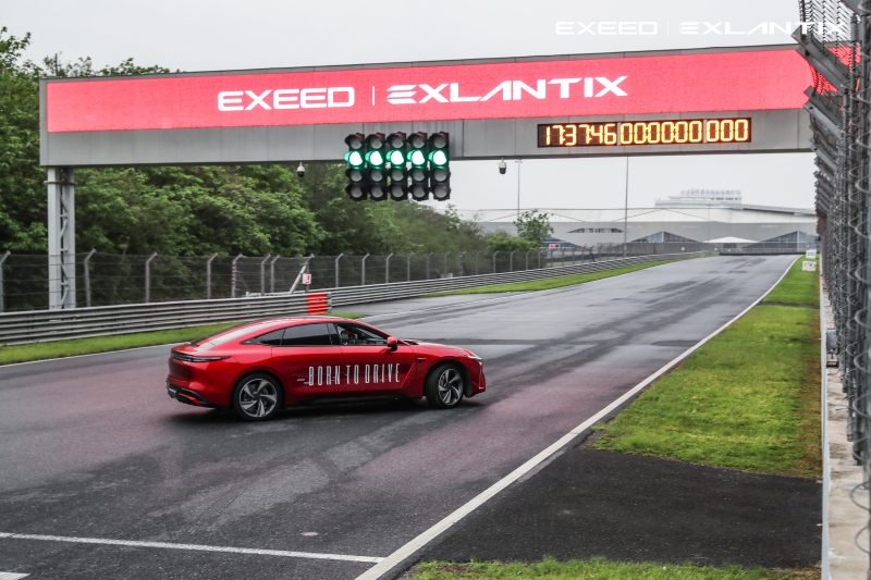 EXEED Exlantix ES и ET: премьера и тест-драйв на Auto Shanghai 2025