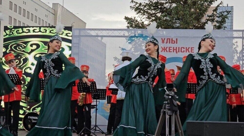 В Астане прошел праздничный концерт в честь 80-летия Великой Победы  
