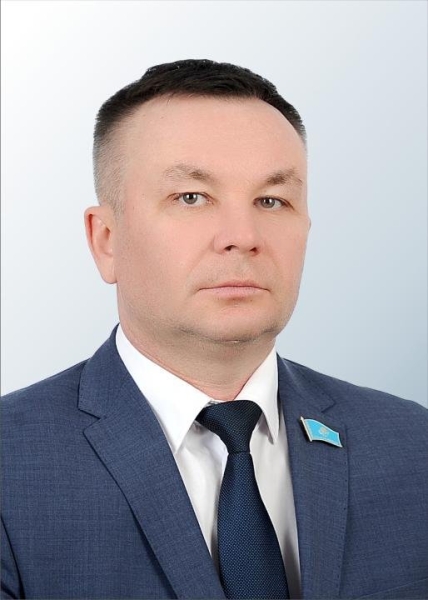 Бизнес, квартиры, элитные машины хотят конфисковать у экс-супруги осуждённого депутата