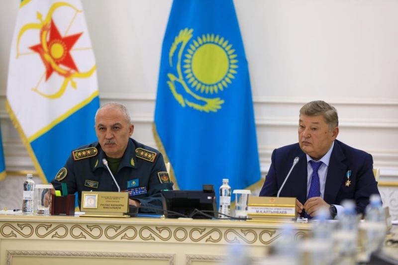 Как Айсултан Назарбаев оказался в британской армии, а казахстанское ПВО в России? Разбор военного сотрудничества РК
