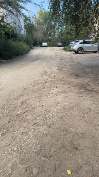 «Мы живём, как в тюрьме»: семья из Глубокого в ВКО оказалась фактически заперта на пятом этаже