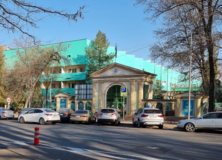 Удар в сердце: как реабилитация в медцентре управделами президента обернулась дракой и нервным срывом