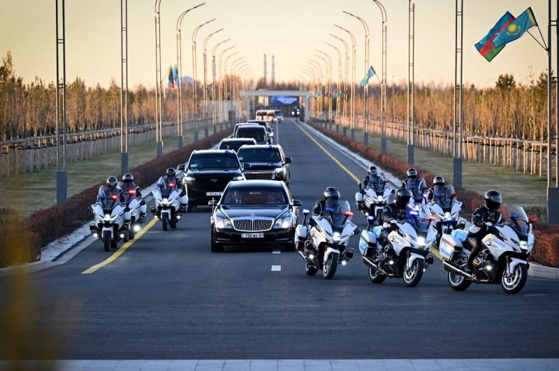Президент проводил Ильхама Алиева в аэропорту