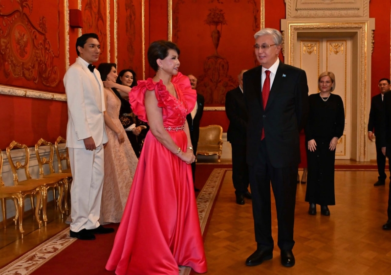 Президенты Казахстана и России посетили Гала-концерт