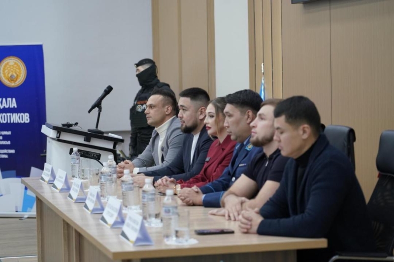 Урок от чемпионов: знаменитые спортсмены присоединились к антинаркотической акции в Астане