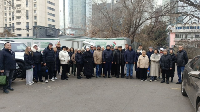 Алматинцы пытаются отстоять сквер от застройки компанией депутата Набиева