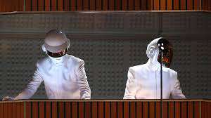 Электронная музыка вошла в список культурного наследия Франции