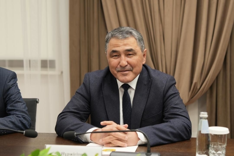 Школьница из Алматы заключила меморандум с Минводы