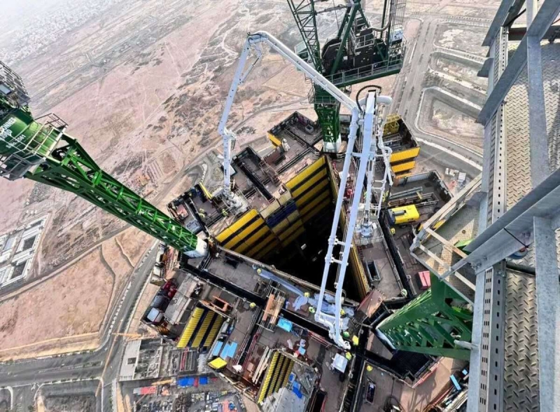 Сверхвысотная башня Джидды уже достигла отметки в 80 этажей