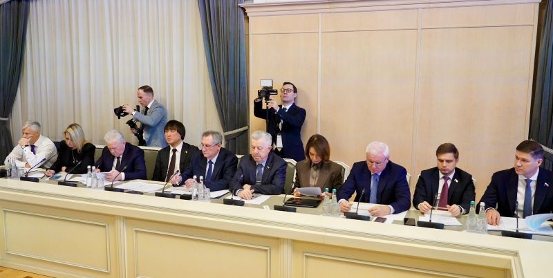 Законодательную поддержку  договоренностей глав Казахстана и России обсудили депутаты