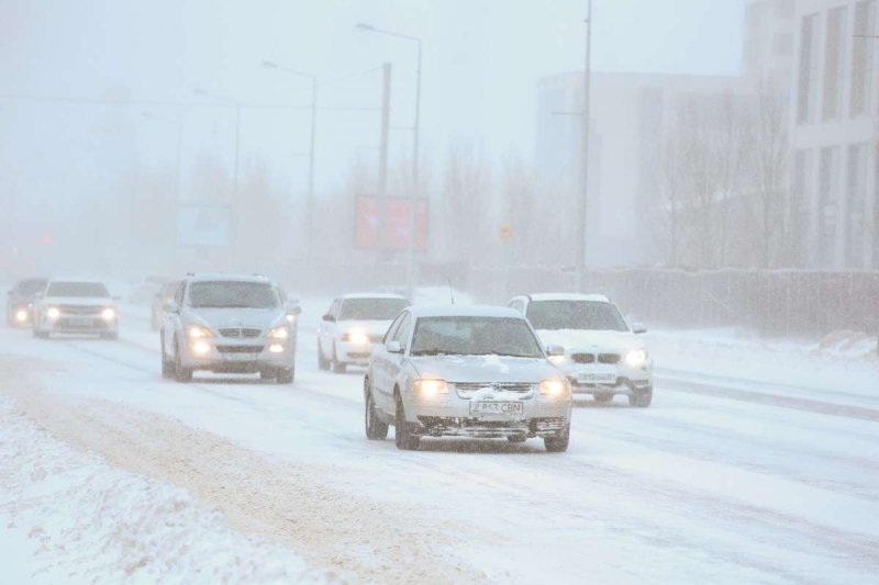 Автомобильные пробки в Париже достигли 900 км